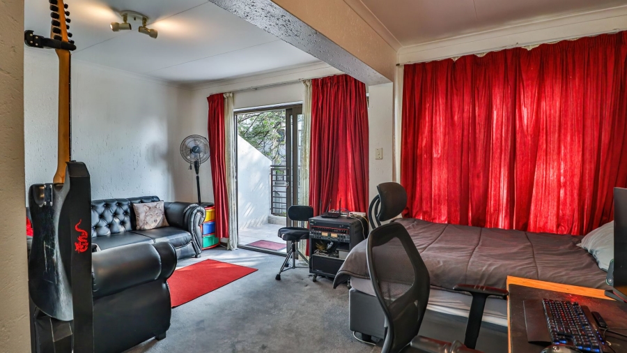 1 Bedroom Property for Sale in Paulshof Gauteng