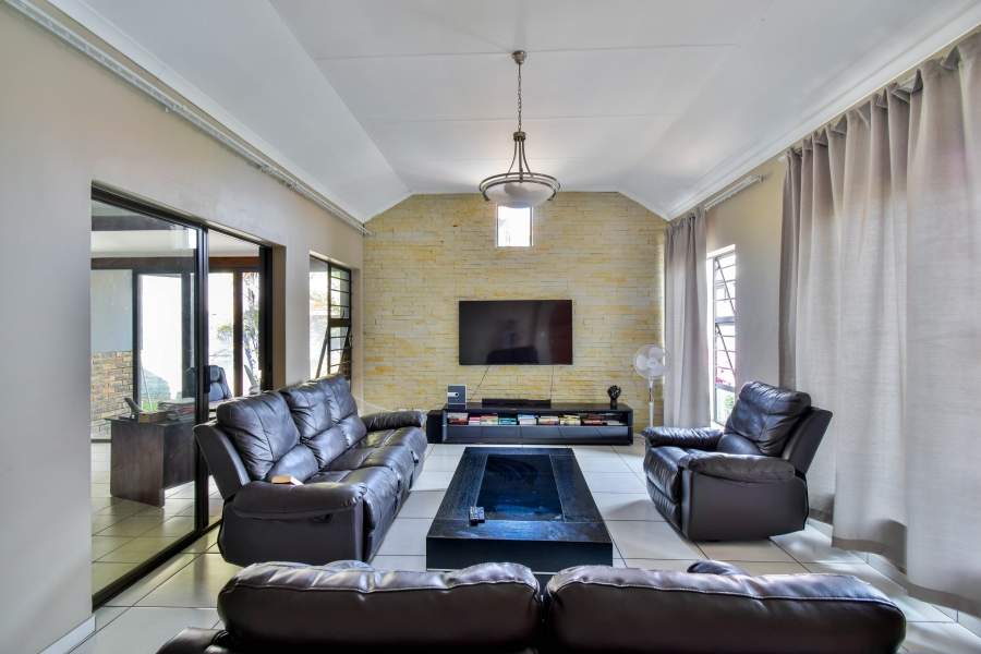 3 Bedroom Property for Sale in Olympus AH Gauteng