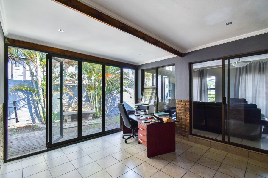 3 Bedroom Property for Sale in Olympus AH Gauteng