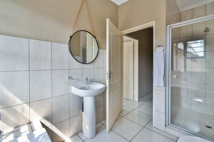 3 Bedroom Property for Sale in Olympus AH Gauteng