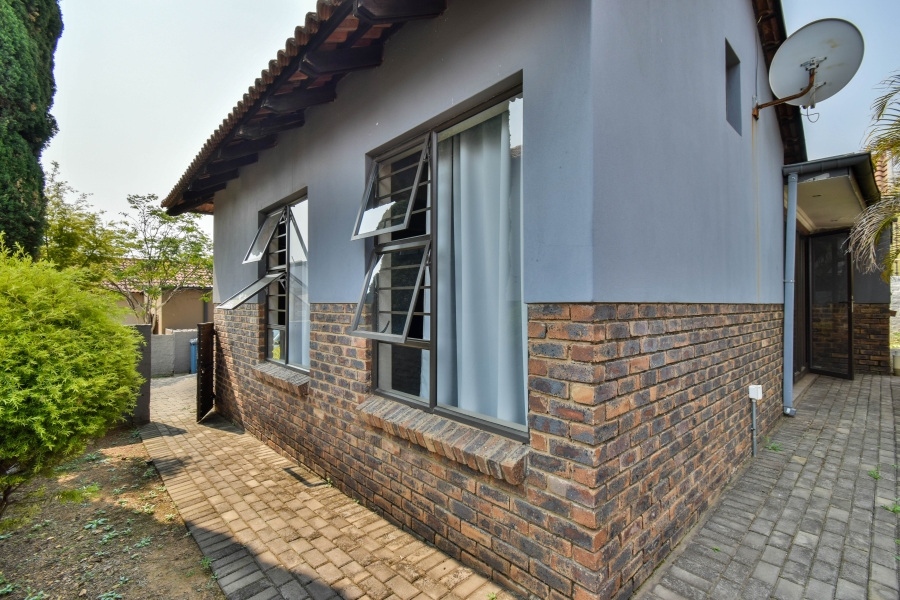 3 Bedroom Property for Sale in Olympus AH Gauteng