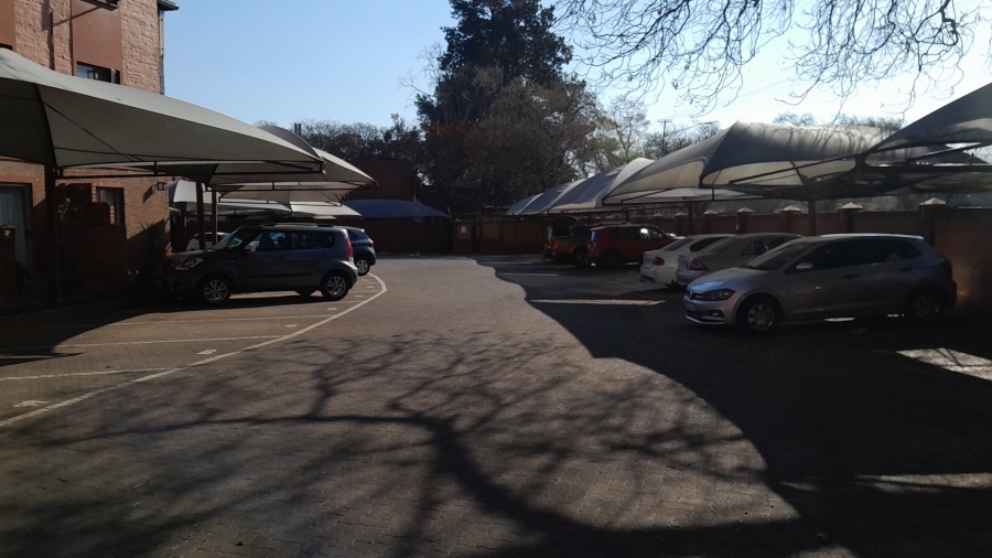 1 Bedroom Property for Sale in Riviera Gauteng