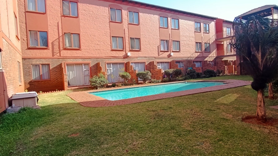 1 Bedroom Property for Sale in Riviera Gauteng