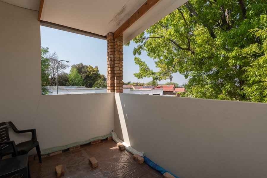 8 Bedroom Property for Sale in Glenvista Gauteng