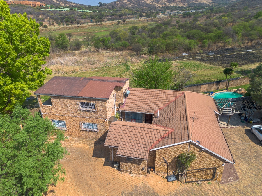 8 Bedroom Property for Sale in Glenvista Gauteng