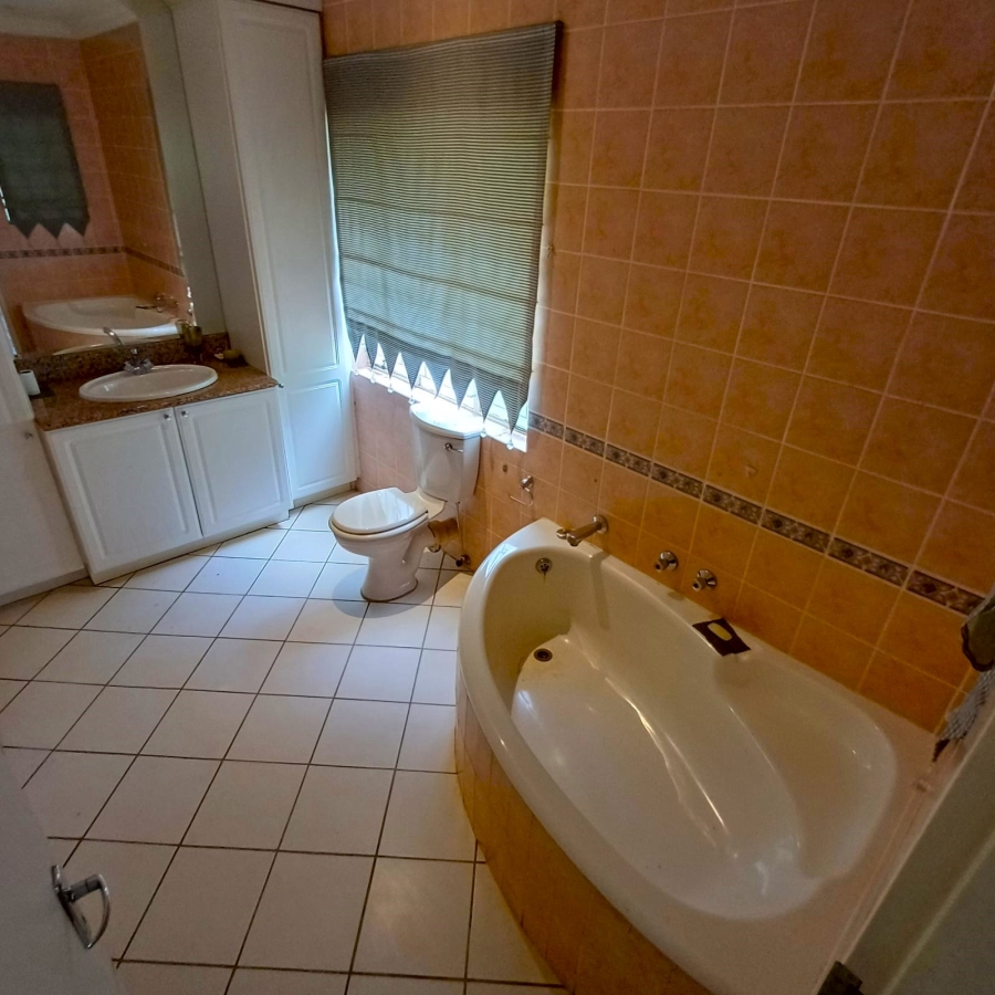 To Let 4 Bedroom Property for Rent in Henley on Klip Gauteng