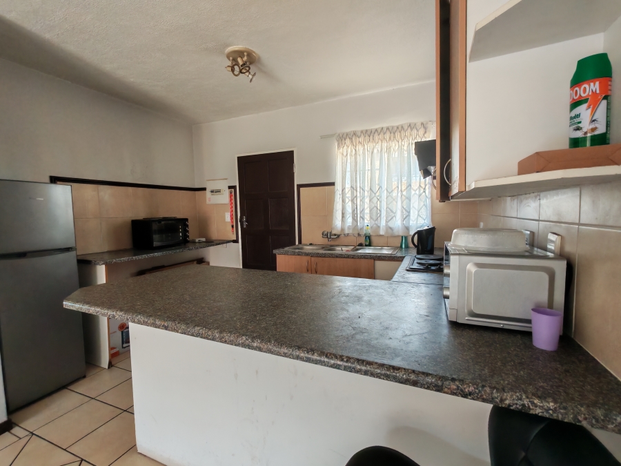 To Let 2 Bedroom Property for Rent in Karenpark Gauteng