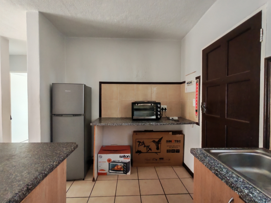 To Let 2 Bedroom Property for Rent in Karenpark Gauteng