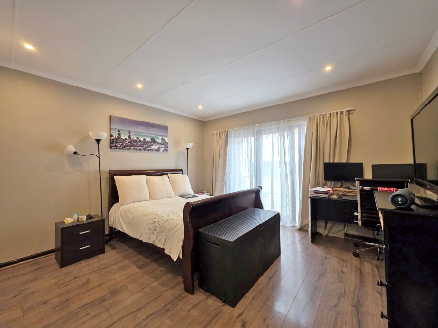 3 Bedroom Property for Sale in Ferndale Gauteng