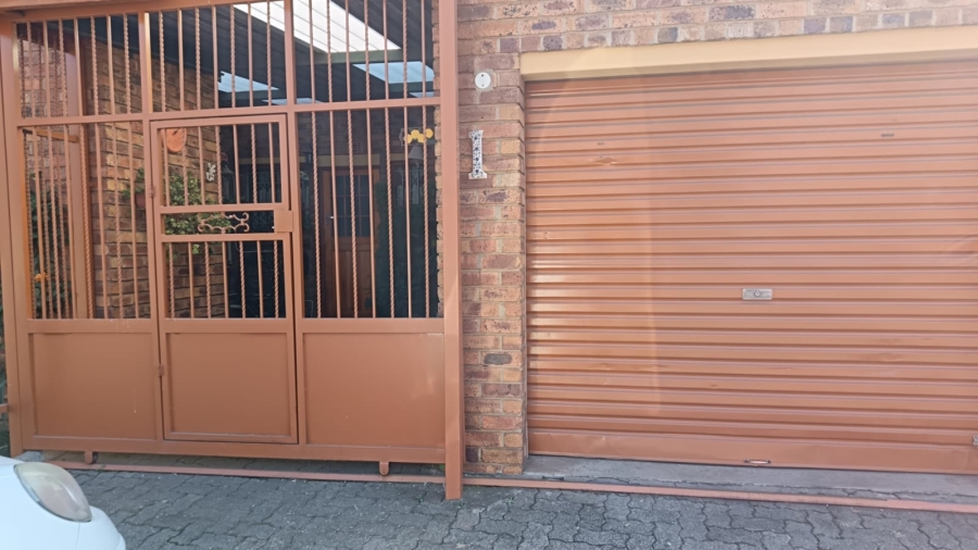 3 Bedroom Property for Sale in Vanderbijlpark CE 2 Gauteng