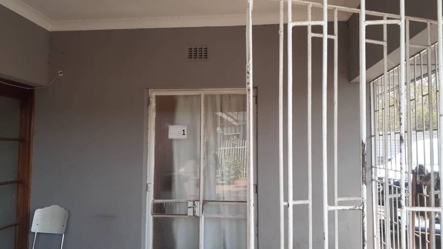 30 Bedroom Property for Sale in Vanderbijlpark Cw 6 Gauteng