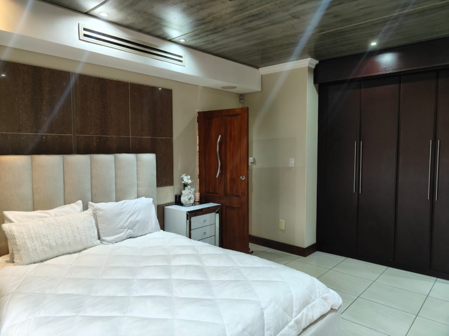 To Let 3 Bedroom Property for Rent in Fleurdal Gauteng