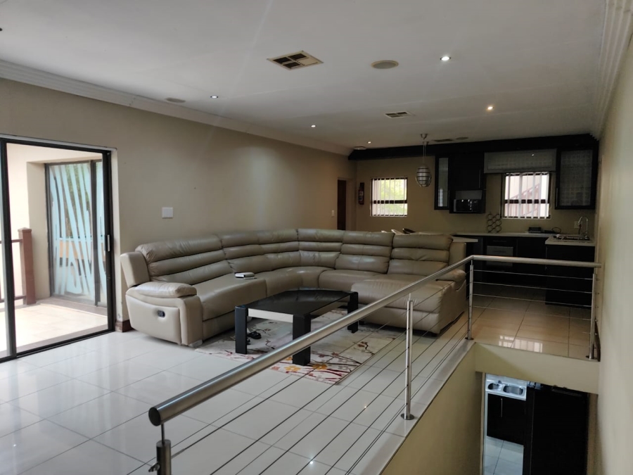 To Let 3 Bedroom Property for Rent in Fleurdal Gauteng