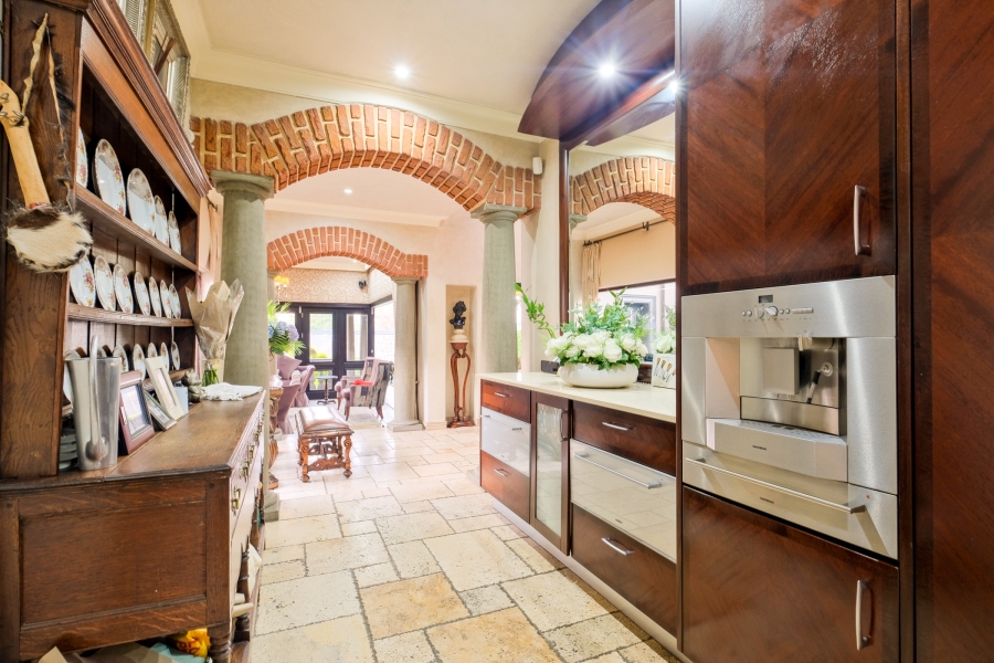 5 Bedroom Property for Sale in Bryanston Gauteng