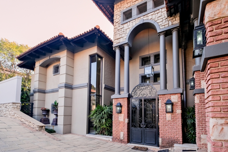 5 Bedroom Property for Sale in Bryanston Gauteng
