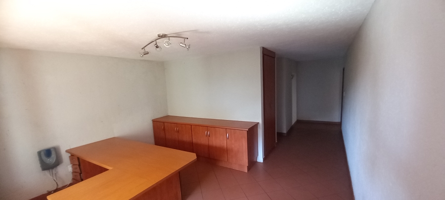 5 Bedroom Property for Sale in Rangeview Gauteng