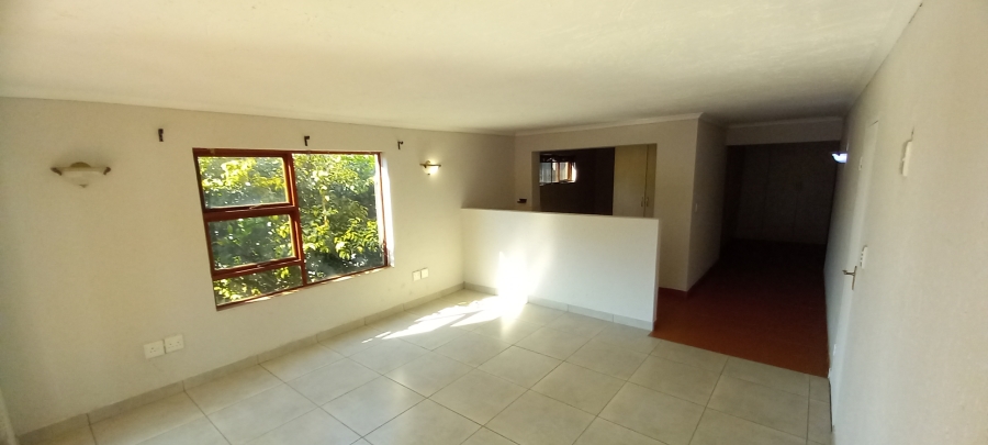 5 Bedroom Property for Sale in Rangeview Gauteng