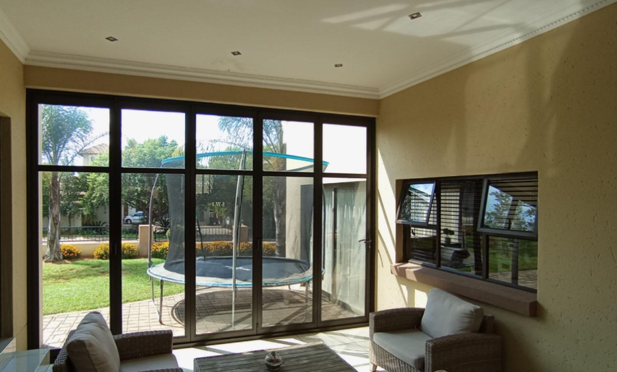 4 Bedroom Property for Sale in Blue Valley Golf Estate Gauteng