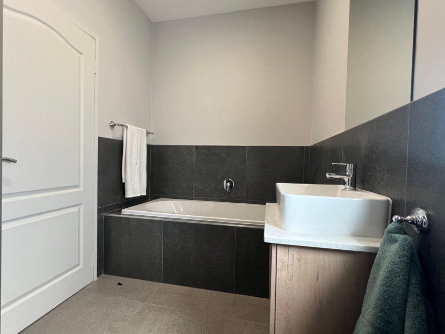2 Bedroom Property for Sale in Equestria Gauteng