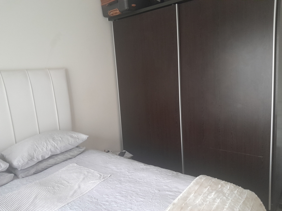 To Let 2 Bedroom Property for Rent in Oakdene Gauteng