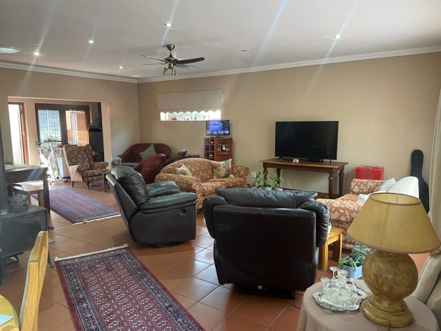 5 Bedroom Property for Sale in Kenmare Gauteng