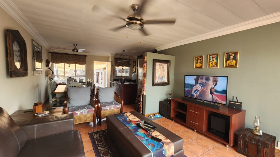 2 Bedroom Property for Sale in Rietfontein Gauteng