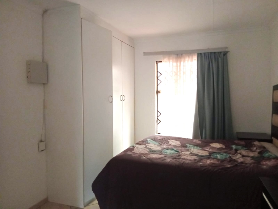 3 Bedroom Property for Sale in Dawn Park Gauteng