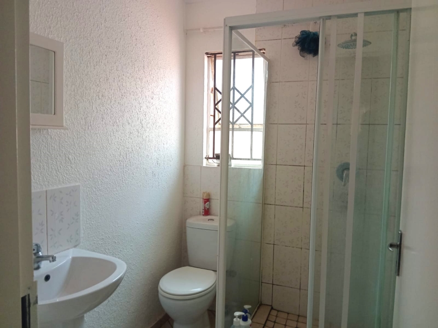 3 Bedroom Property for Sale in Dawn Park Gauteng