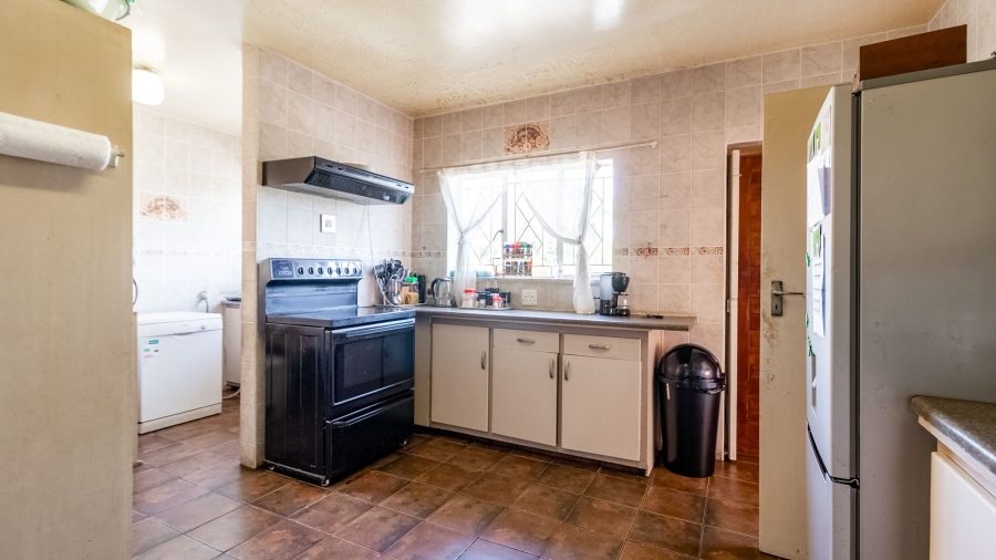 4 Bedroom Property for Sale in Oakdene Gauteng
