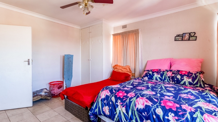 4 Bedroom Property for Sale in Oakdene Gauteng