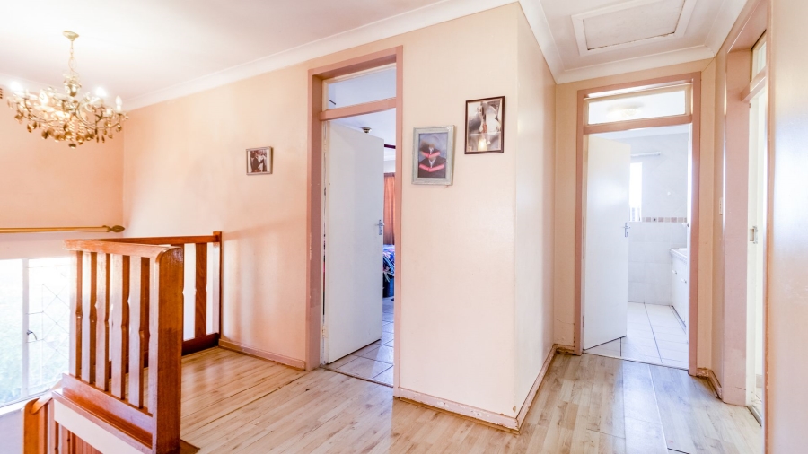 4 Bedroom Property for Sale in Oakdene Gauteng