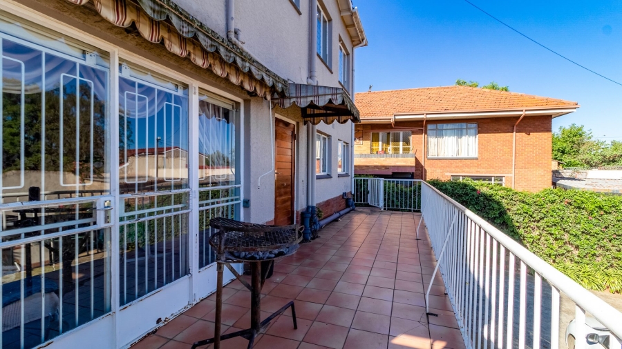 4 Bedroom Property for Sale in Oakdene Gauteng