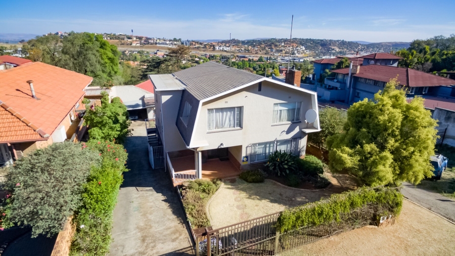 4 Bedroom Property for Sale in Oakdene Gauteng