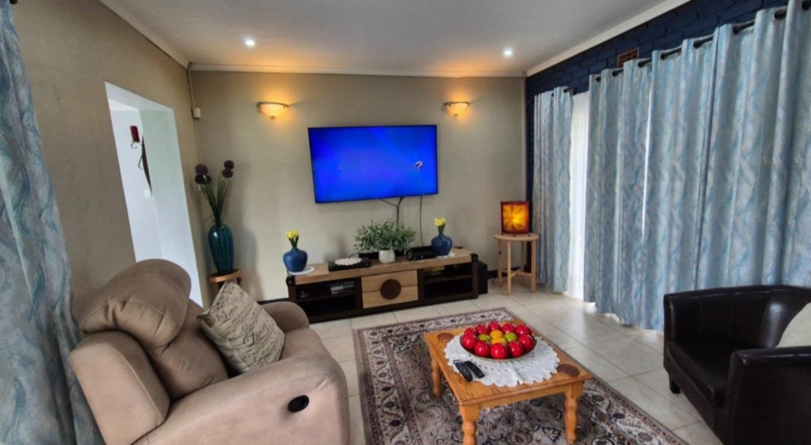 3 Bedroom Property for Sale in Vanderbijlpark SE 2 Gauteng