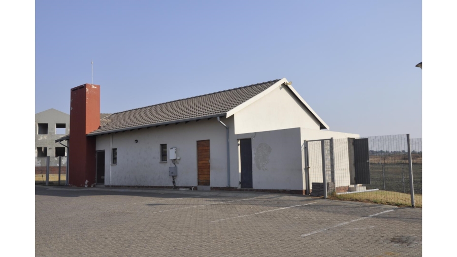 To Let 2 Bedroom Property for Rent in Noordwyk Gauteng