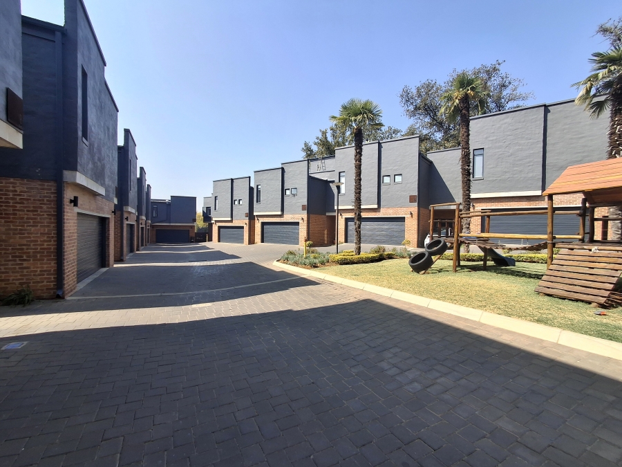 0 Bedroom Property for Sale in Hyde Park Gauteng