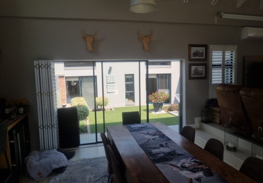 4 Bedroom Property for Sale in Midstream Estate Gauteng
