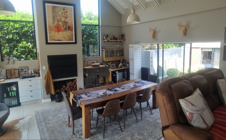 4 Bedroom Property for Sale in Midstream Estate Gauteng