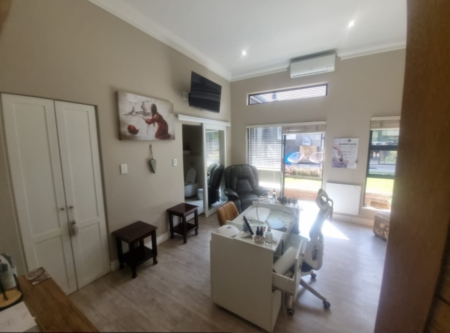 4 Bedroom Property for Sale in Midstream Estate Gauteng