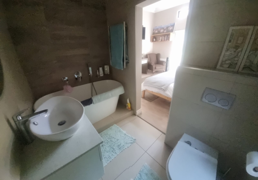 4 Bedroom Property for Sale in Midstream Estate Gauteng