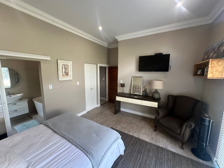 4 Bedroom Property for Sale in Midstream Estate Gauteng