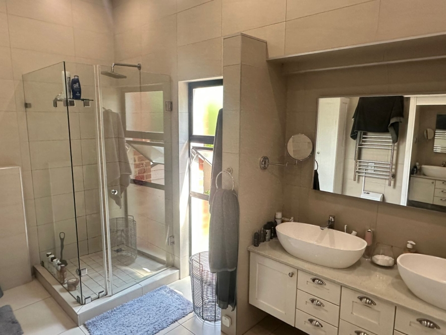 4 Bedroom Property for Sale in Midstream Estate Gauteng