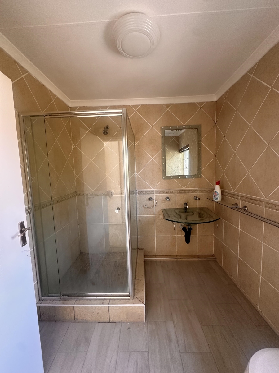 To Let 3 Bedroom Property for Rent in Kyalami Hills Gauteng
