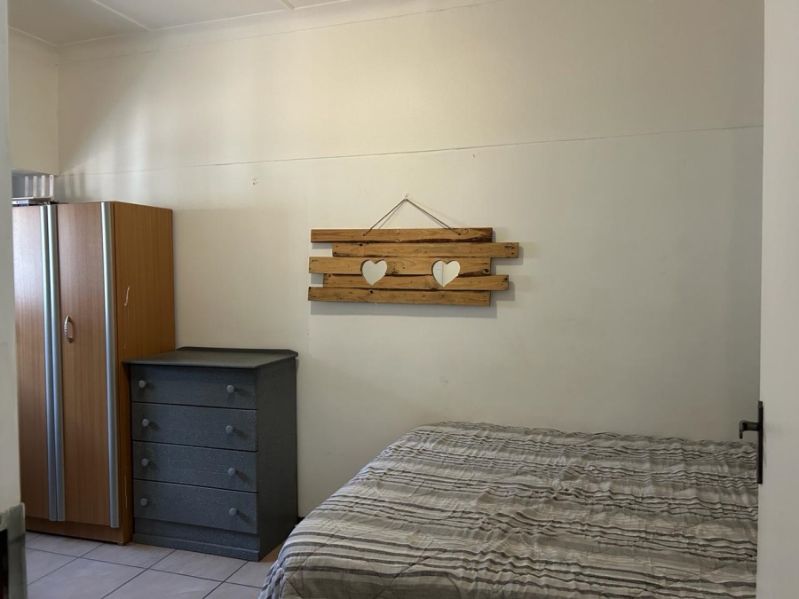 To Let 1 Bedroom Property for Rent in Queenswood Gauteng