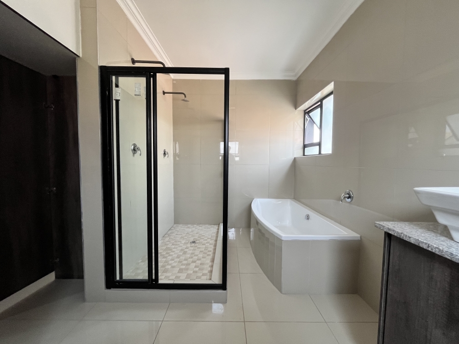 4 Bedroom Property for Sale in Eldo Village Estate Gauteng