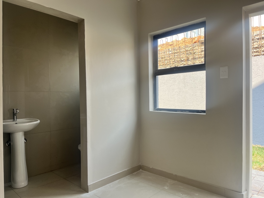 4 Bedroom Property for Sale in Eldo Village Estate Gauteng