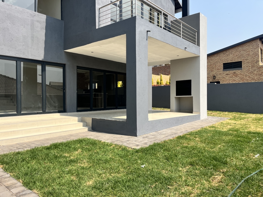 4 Bedroom Property for Sale in Eldo Village Estate Gauteng