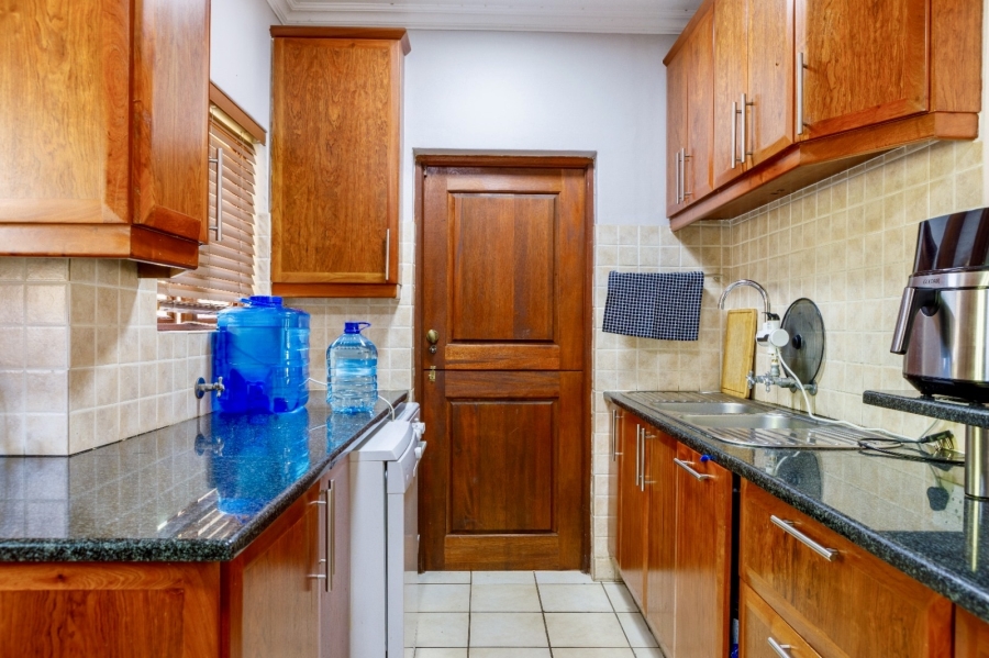 3 Bedroom Property for Sale in Faerie Glen Gauteng