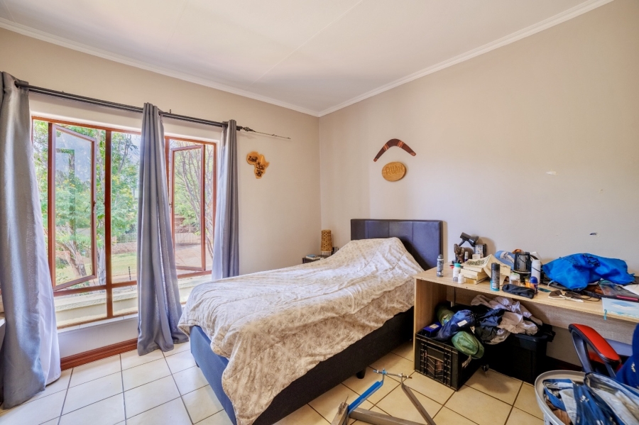 3 Bedroom Property for Sale in Faerie Glen Gauteng