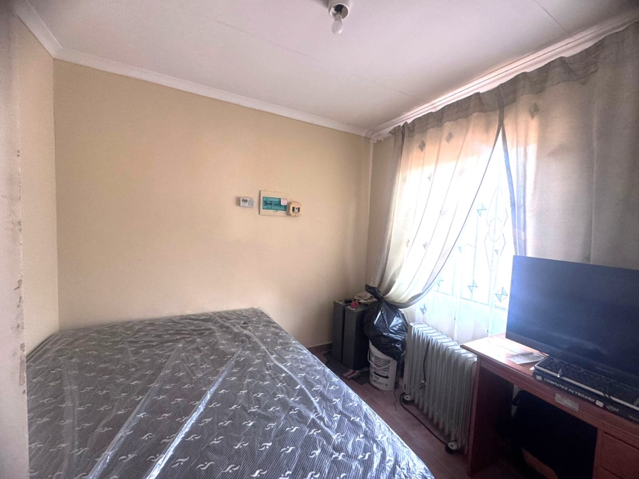 3 Bedroom Property for Sale in Windmill Park Gauteng